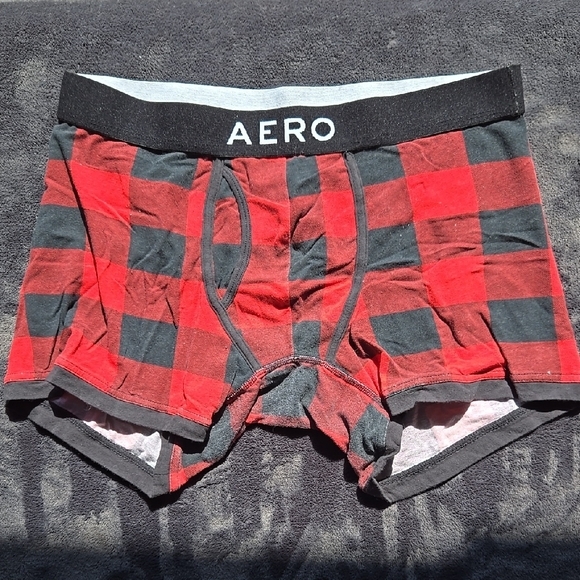 Aeropostale Red and Black Boxer Briefs with Bold Plaid Design - Picture 1 of 3